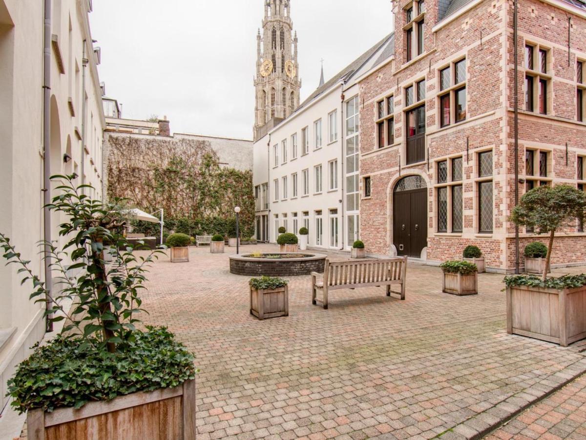 The Capital Street Lodge Antwerpen Eksteriør bilde